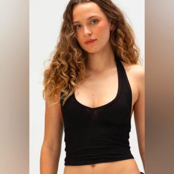 orange kiss Tops - Orange Kiss Ladies Jet Black Halter Pullover Top (Size 1X)